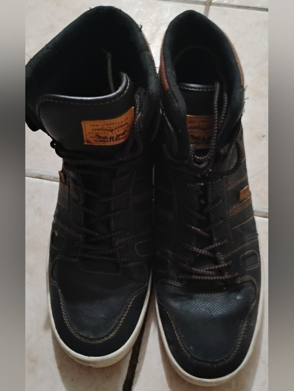 Men's Levi's Shoes Size 13